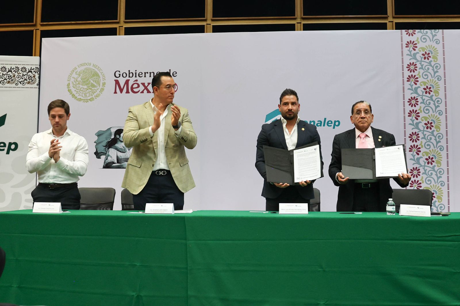 FOTO 4 CONENIO CONALEP ROTARY