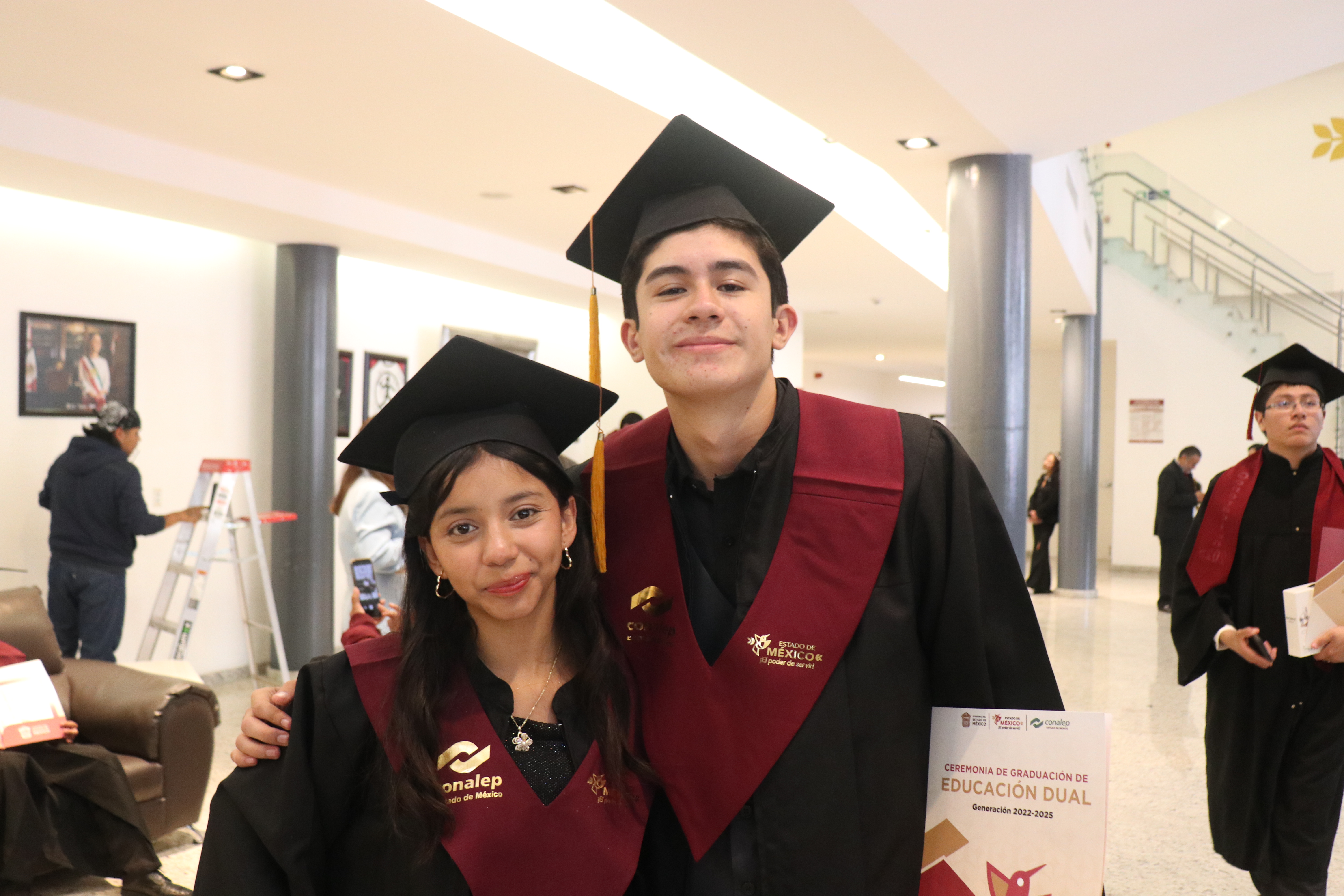 FOTO 7 GRADUADOS DUAL 22-25 EDO MEX