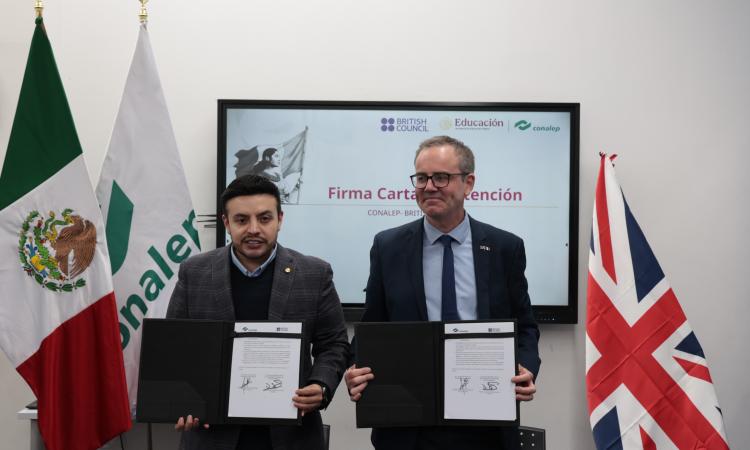 FOTO PRINCIPAL, FIRMA DE LA CARTA INTENCIÓN